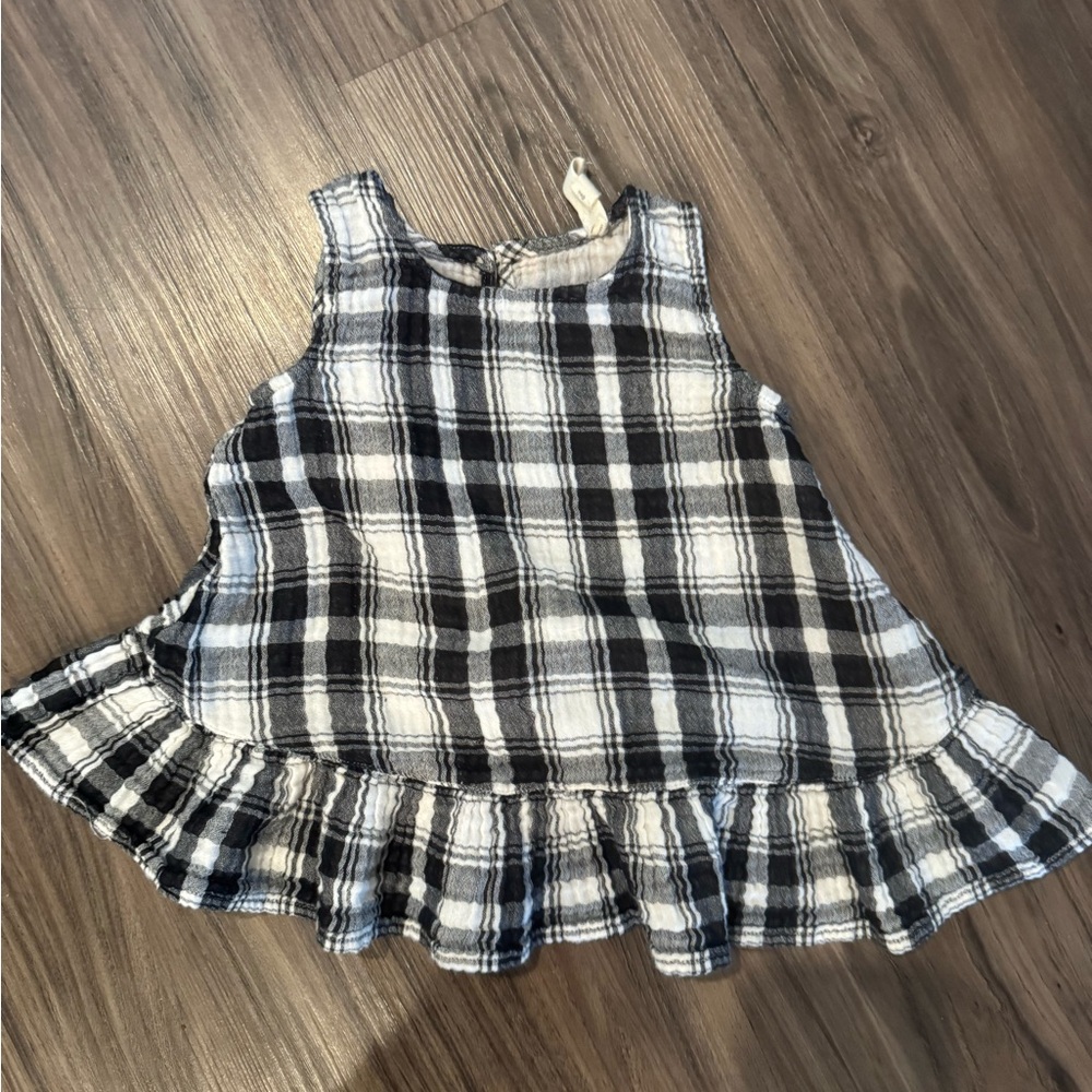 TUCKER + TATE Plaid Sleeveless Long Shirt with Ruffle Hem
